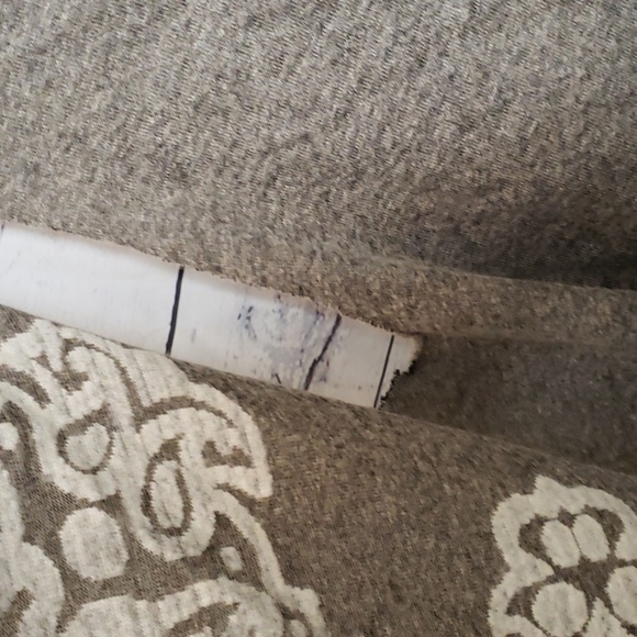 Angela Mara wool Sleeveless cardigan - Picture 6 of 6